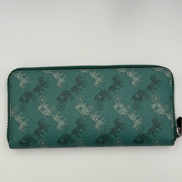 Coach Avenue Carryall Green Leather Tote with Matching Wallet - Picture 11 of 12